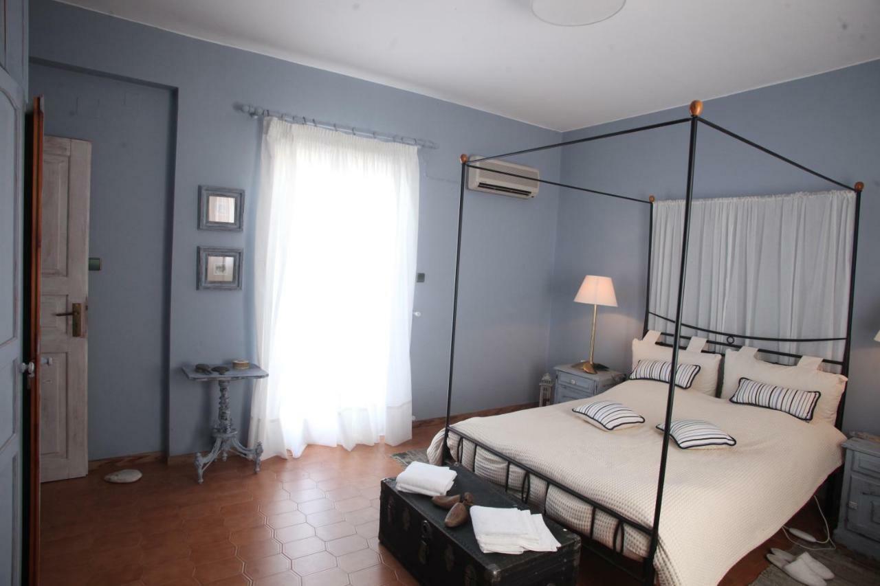 The Collector'S Home Finikas  Bagian luar foto