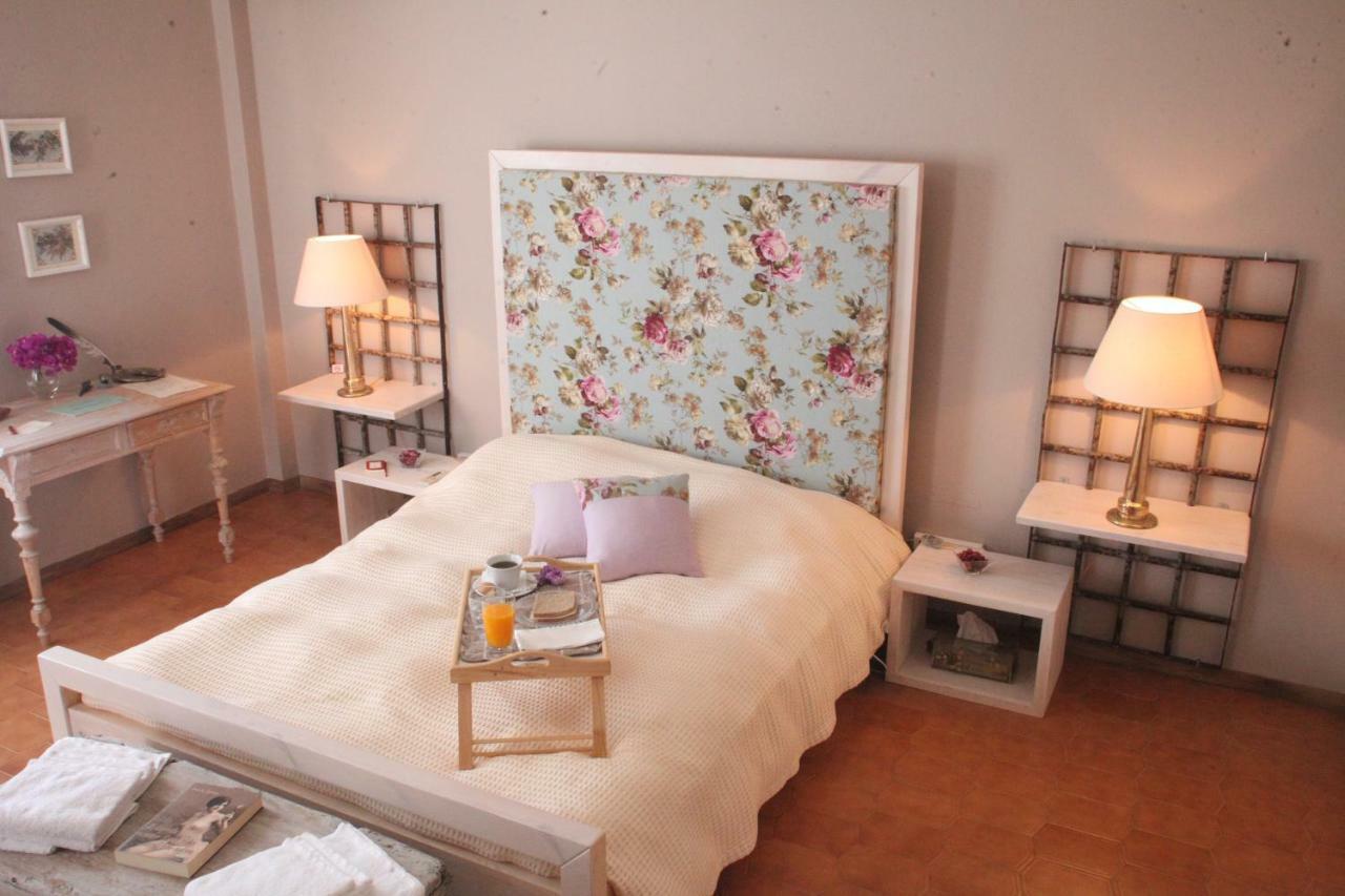 The Collector'S Home Finikas  Bagian luar foto