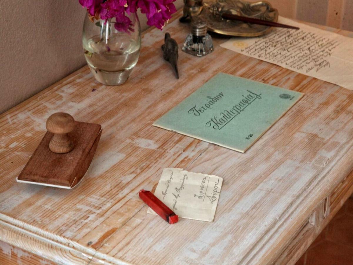 The Collector'S Home Finikas  Bagian luar foto