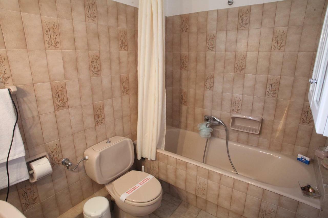 The Collector'S Home Finikas  Bagian luar foto