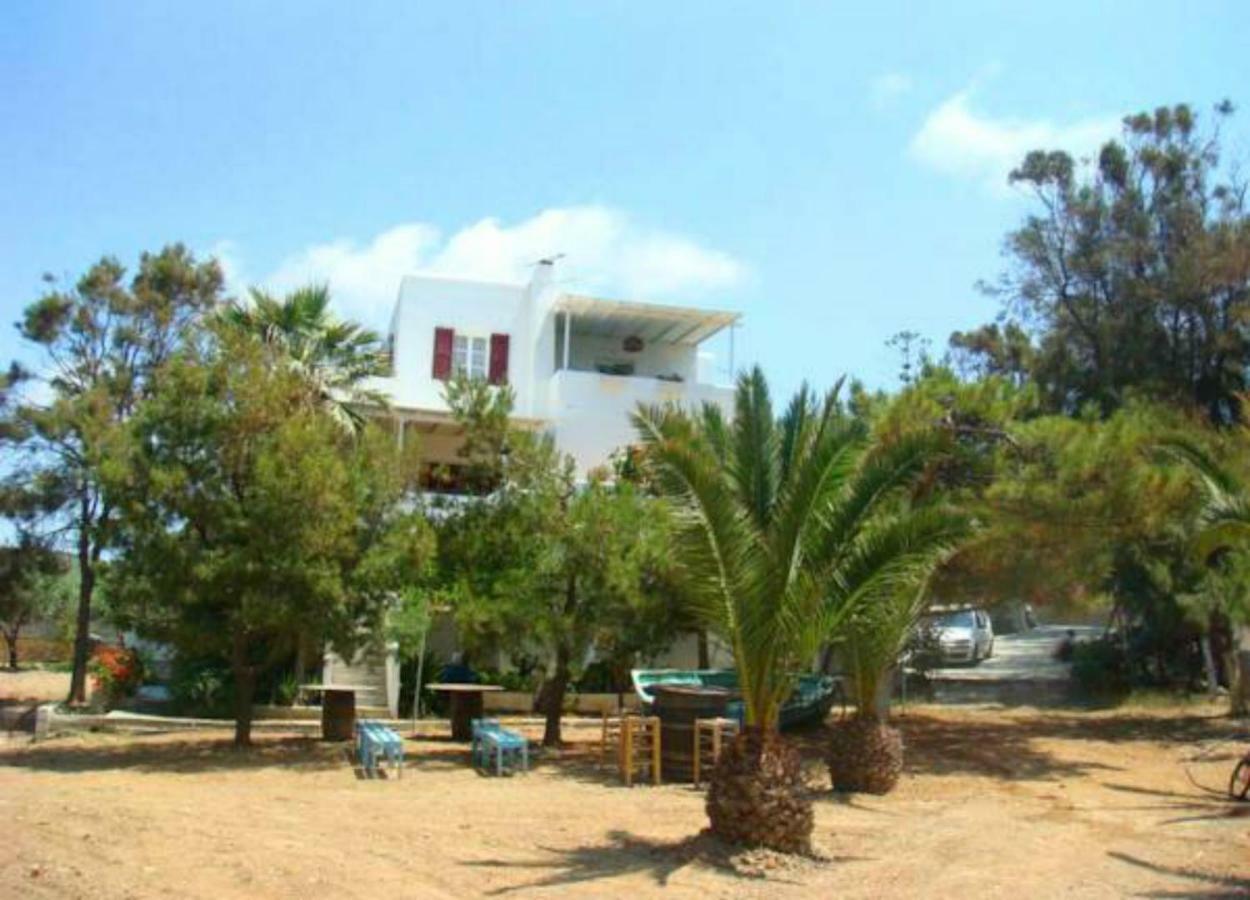 The Collector'S Home Finikas  Bagian luar foto